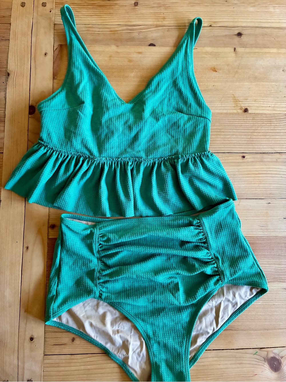 Kortni Jeane 2-piece green waffle peplum tankini with ruched bottoms